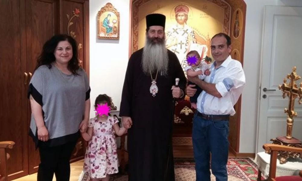 Το μωράκι "ασθενή μηδέν" της Φθιώτιδας ευλόγησε ο Μητροπολίτης Συμεών